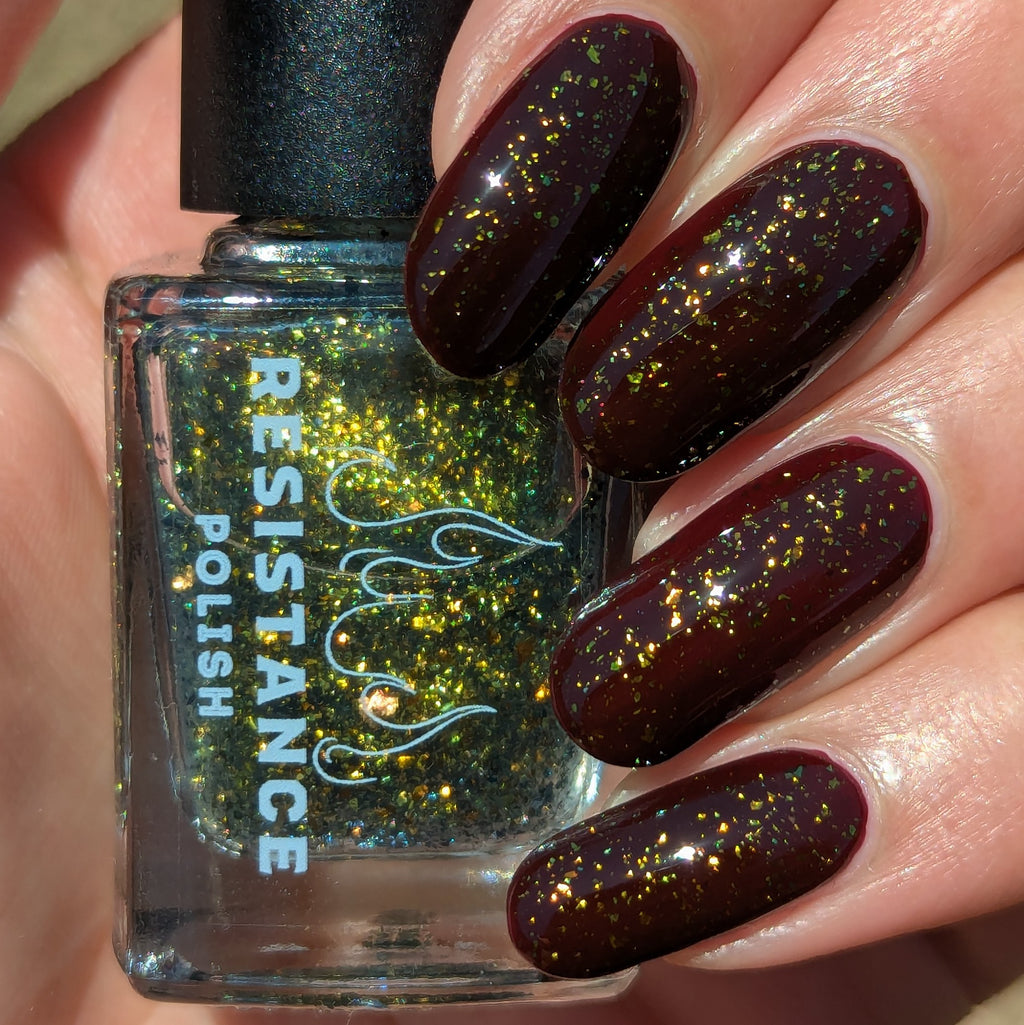 Shifting Leaves (Topper)